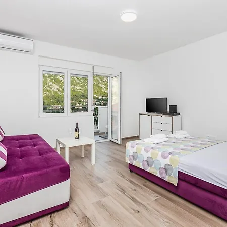 קוטור Studio Apartman Scardona מראה חיצוני תמונה